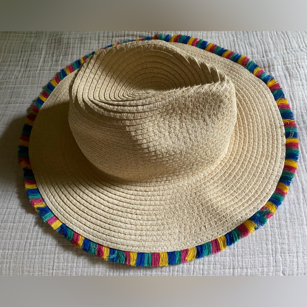 Mudd Beige Hat with Multicolor Trim - Picture 5 of 8